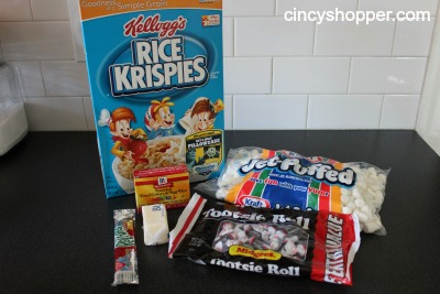 Pumpkin Rice Krispie Treats- Super fun Halloween snack or treat. Perfect for parties.