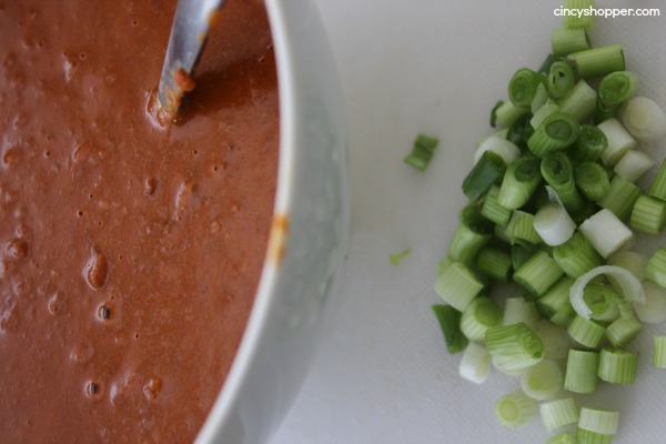 Chili-dog-toppings