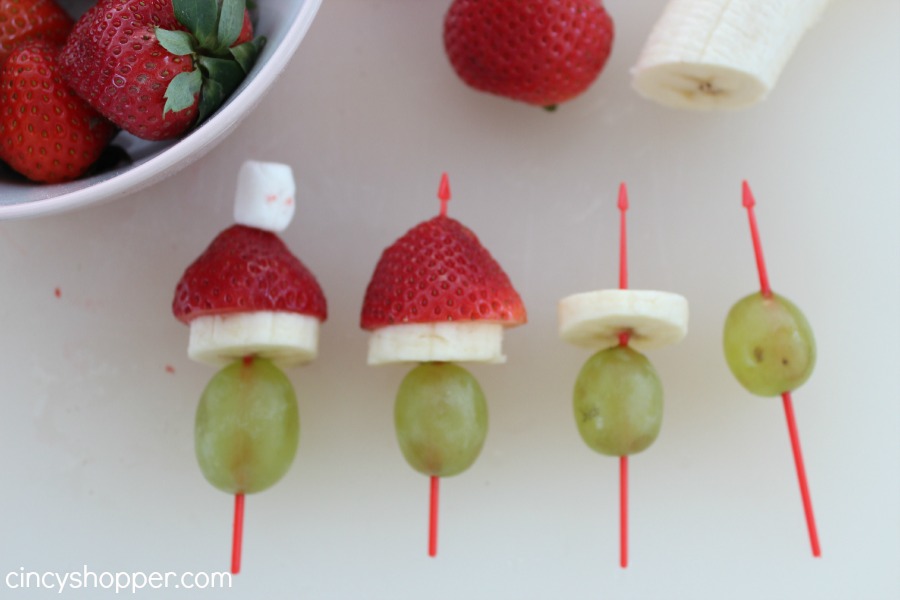 Grinch Kabobs- Fun Treat this holiday season. Enjoy a healthy snack while having a Dr Seuss' How the Grinch Stole Christmas Family night! 