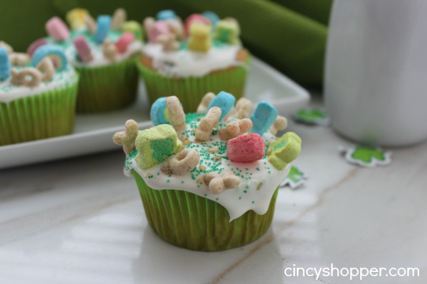 St-Patrick's-Day-Cupcakes