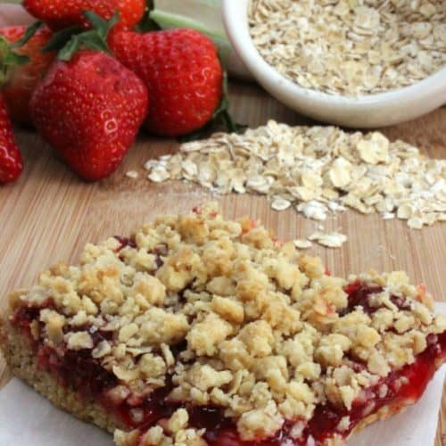 Strawberry Crumb Bars - CincyShopper