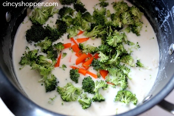 CopyCat Panera Broccoli Cheddar Soup Recipe. YUM! Pair this yummy soup with a salad for lunch or dinner. Save $$'s and make your favorites at home!
