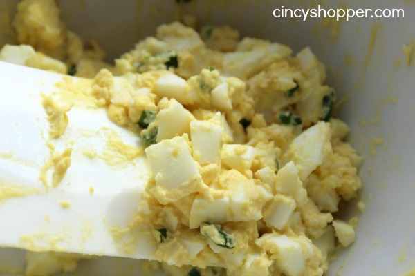CopyCat Starbucks Egg Salad Sandwich Recipe. A great spring and summer sandwich (plus a great use for extra Easter Eggs).