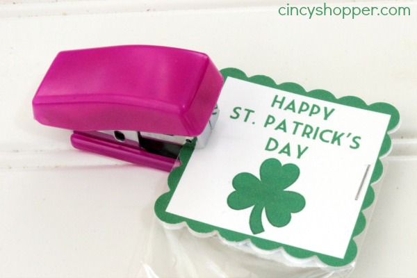 St Patrick's Day Rainbow Twizzler Treat Bags with FREE Printable Label