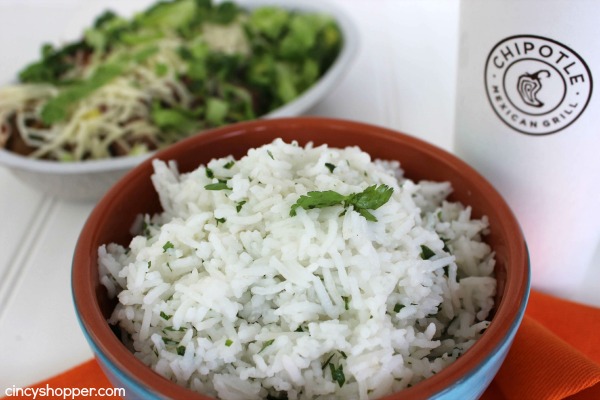 CopyCat Chipotle Lime Rice Recipe Super simple to make right at home. Makes a great side dish or for adding to bowls, burritos and more!