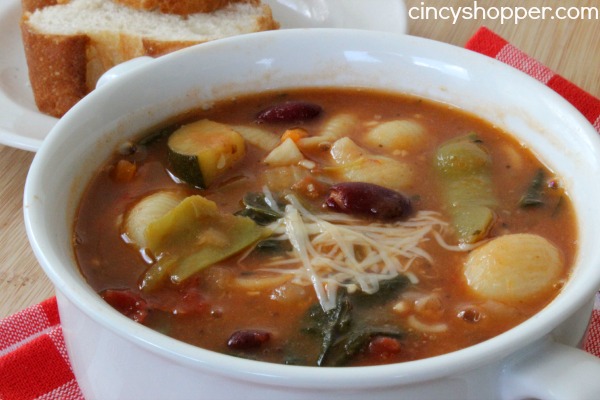 Copycat Olive Garden Minestrone Soup