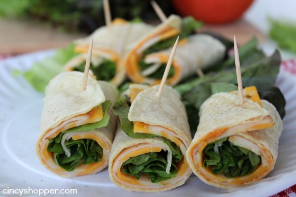 Southwest Smoked Turkey Wraps- Super quick and easy lunch, snack or even dinner idea. Perfect for hot summer months, make for great appetizers