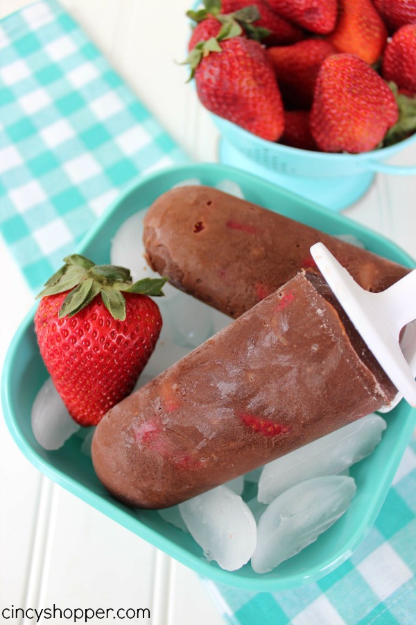 Strawberry Chocolate Pudding Pops Recipe 1