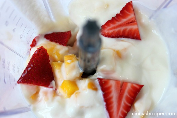 Strawberry Mango Smoothie Recipe 4
