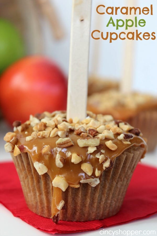 Caramel Apple Cupcakes - super fun cupcake idea for fall. Lots of caramel and nuts. YUM!
