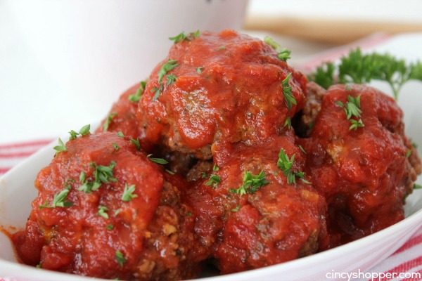 Slow Cooker Italian Meatballs Recipe- Incredible and tasty meatball that is perfect for pasta dishes, appetizers or subs.