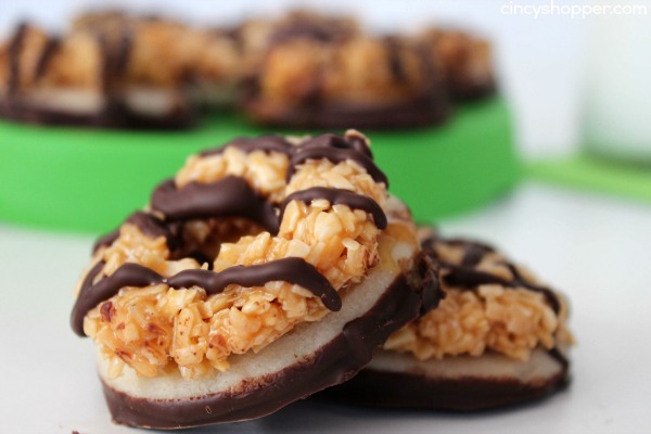 CopyCat Girl Scout Somoa Cookies- Satisfy your cravings all year! Yummy shortbread cookie topped with caramel, toasted coconut and a chocolate coating.