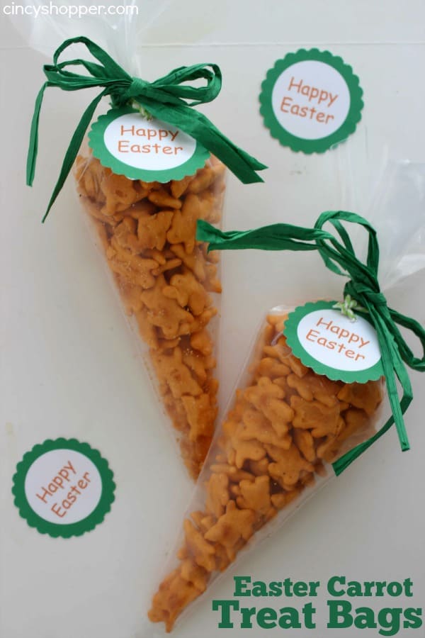 Easter Carrot Treat Bags with FREE Printable Tag- Filled with Annie's Homegrown Cheddar Bunnies. Great non-candy Easter treat idea. Perfect for baskets or for classroom treats.