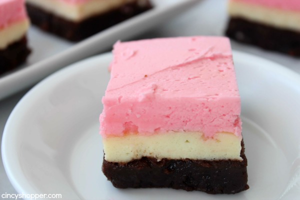 Neapolitan Brownie Cheesecake Bars- Super fun dessert for summer. Three layers of yumminess.