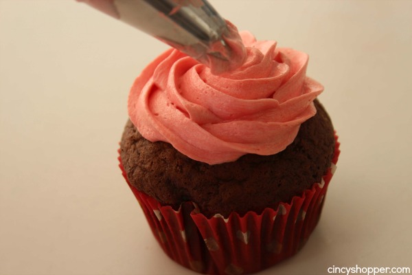 Cherry Coke Cupcakes- Super fun cupcake. Easy and super tasty!