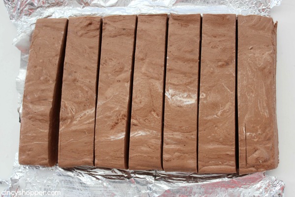 Copycat 3 Musketeers Candy Bars- Super simple and only requires 2 ingredients. Yes... they taste just like the real thing.