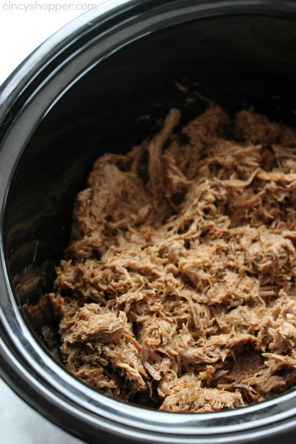 Slow Cooker Coke Pulled Pork Sliders - Easy Crock-Pot Meal with just a few ingredients. Great for summer bbqs.