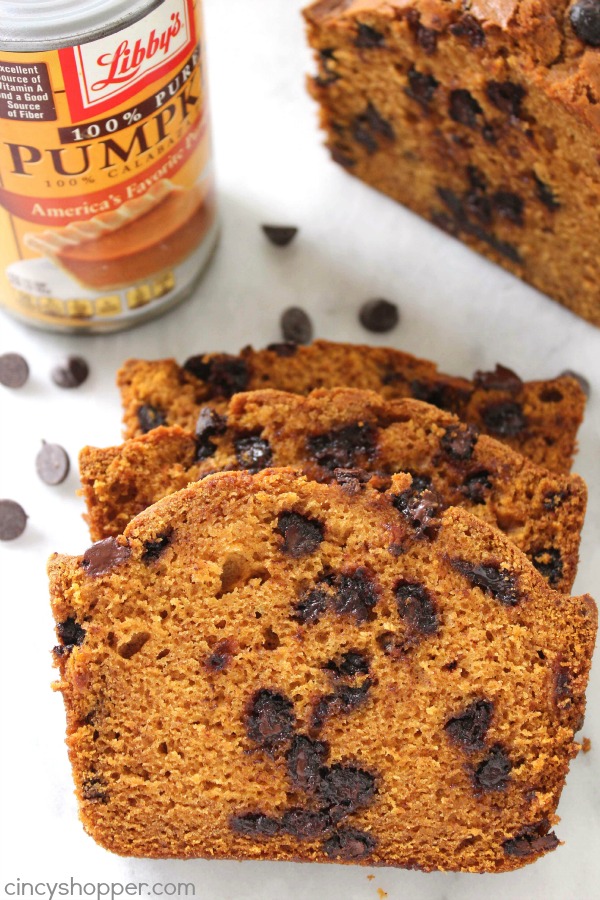 Pumpkin Chocolate Chip Bread - perfect fall breakfast or dessert. You will not only find it quick and easy to make but will also find awesome pumpkin flavors.