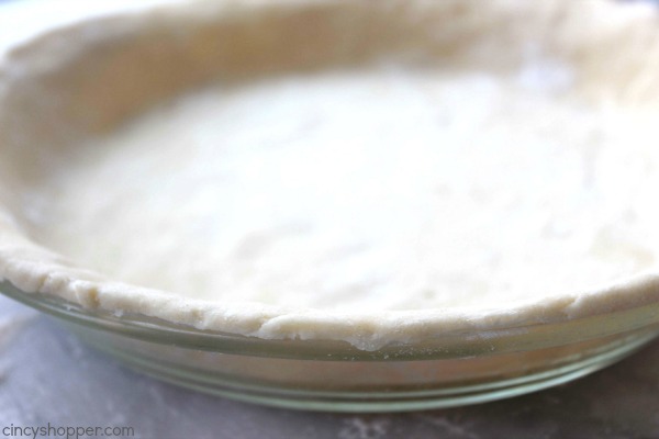 Easy Pie Crust - step by step homemade pie crust. Just four simple ingredients and a few minutes of time.
