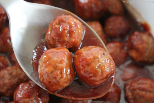 Slow Cooker Cocktail Meatballs - Sweet with a little bit of spicy kick. Make for a perfect party appetizer. Made right in your Crock-Pot!