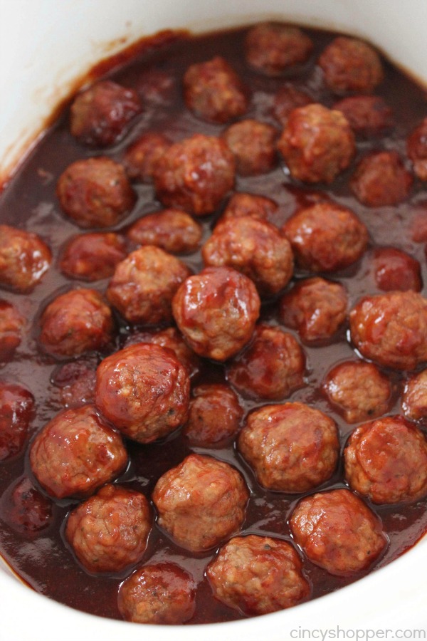 Slow Cooker Cocktail Meatballs - Sweet with a little bit of spicy kick. Make for a perfect party appetizer. Made right in your Crock-Pot!