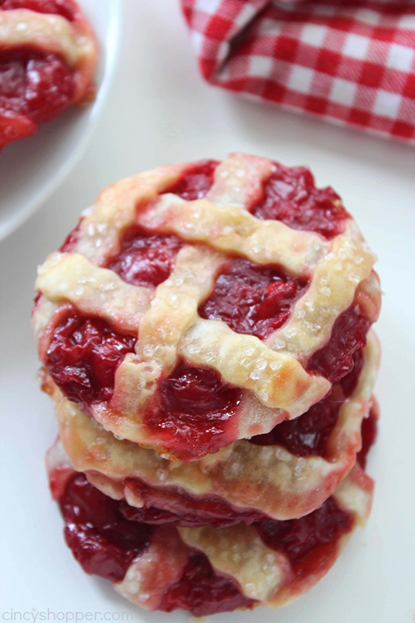 Cherry Pie Cookies - Mini pies in the form of a cookie are great for picnics and bbq’s. Super delicious, easy, and so fun!
