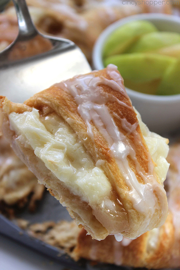Caramel Apple Cream Cheese Crescent Ring - loaded with apples, cinnamon, cream cheese, caramel, and a sweet drizzle.