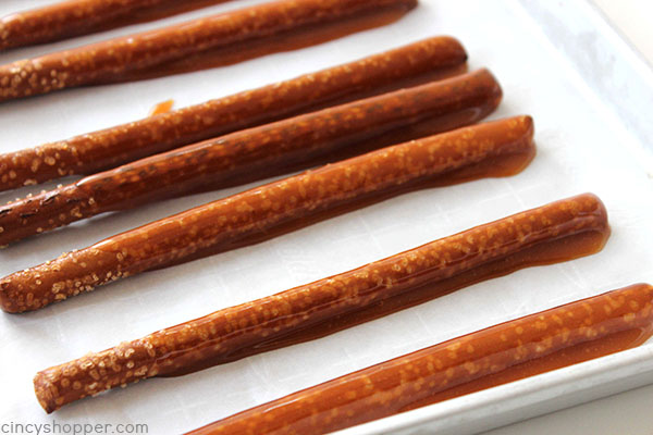 caramel-chocolate-pretzel-rods-7