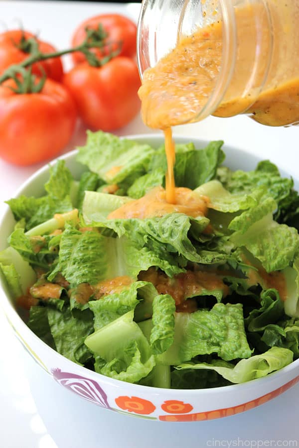 Homemade Tomato Vinaigrette - will make for a perfect dressing for all of your summer salads. Amazing fresh tomato flavor