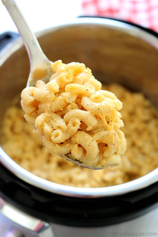 If you are needing to make a quick side dish, consider making this quick and easy Instant Pot Mac & Cheese. It's so simple and is cheesy enough to satisfy your families craving for comfort food!