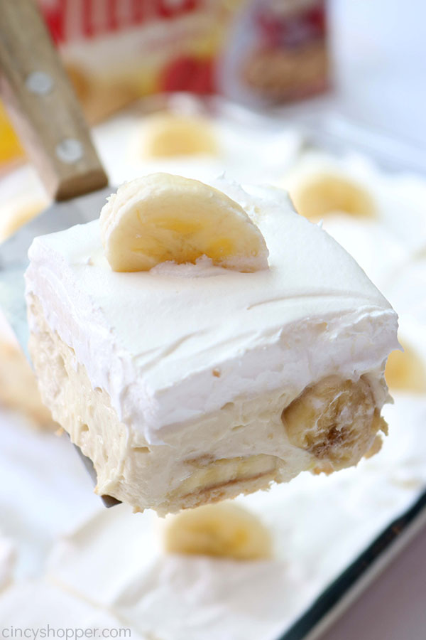 The Best Banana Pudding Poke Cake Recipe - Six Clever Sisters