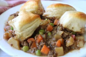 Skillet Ground Beef and Biscuits - CincyShopper