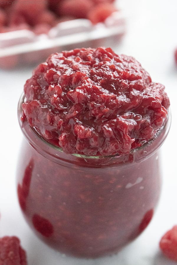 weck jar filled with raspberry filling for desserts