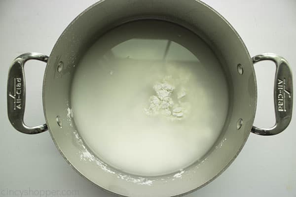 Stainless pan with cornstarch and water