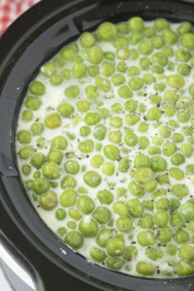 Slow Cooker Creamed Peas - CincyShopper