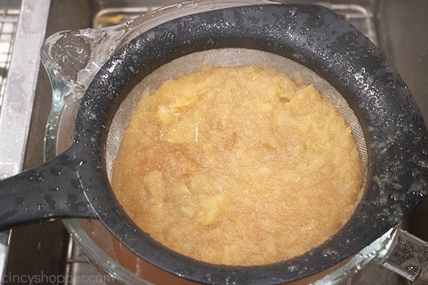 apple mixture in a strainer