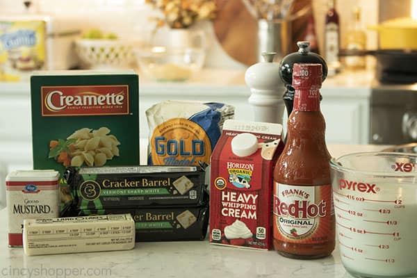 Ingredients for creamy mac and cheese like Panera