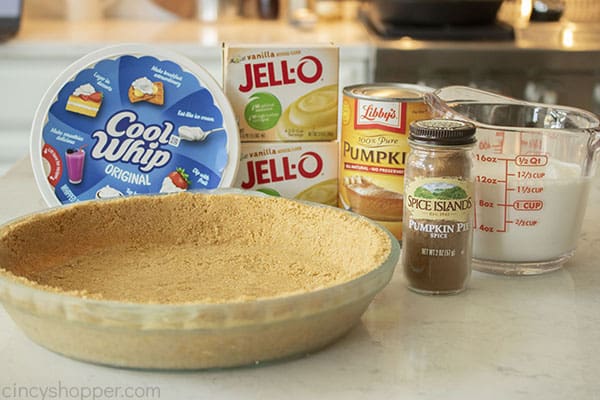 Ingredients for fluffy pumpkin pie