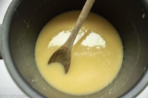 Fudge mixture in pan