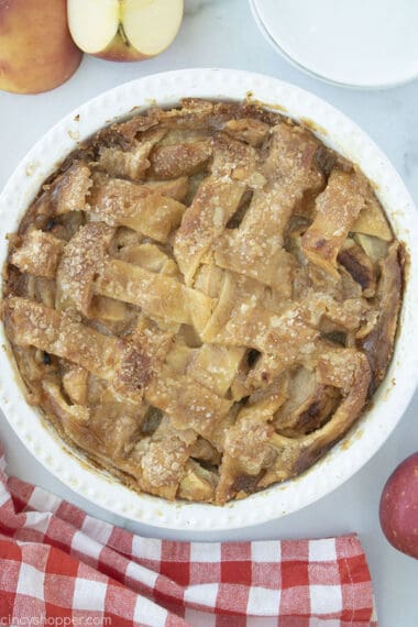 Traditional Apple Pie - CincyShopper