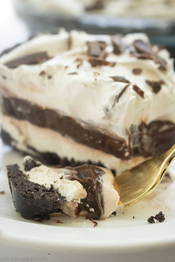Fork with no bake chocolate pie