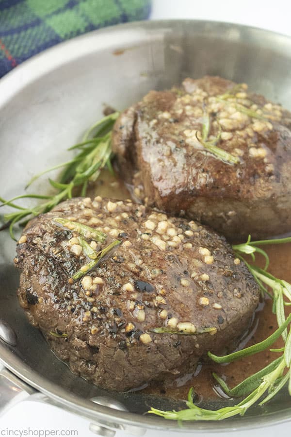 Pan Seared Filet Mignon with Garlic and Butter sauce