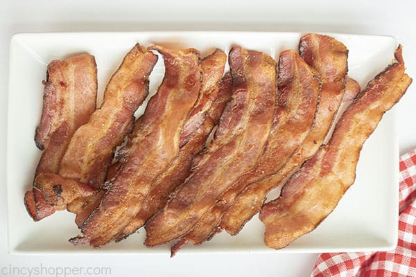 Strips of crispy bacon fried in air fryer