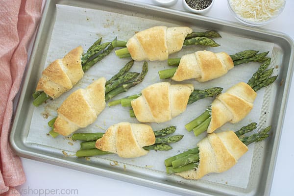 Baked Asparagus bundles