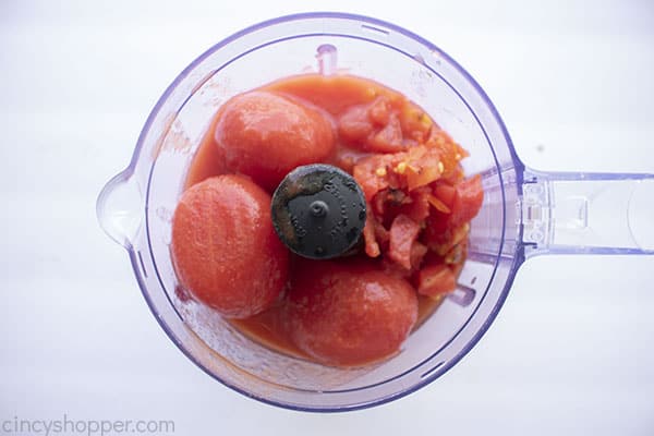 Tomatoes in a food processor 