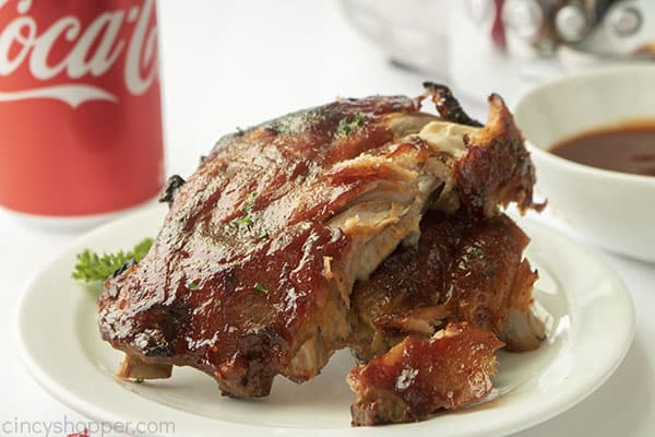 Ribs with soda on a plate