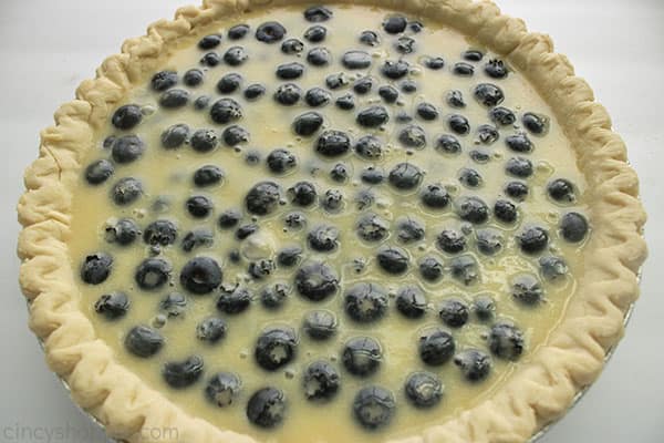 Prebaked creamy blueberry pie