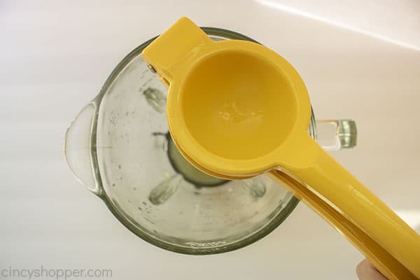 Fresh lemon juice added to blender