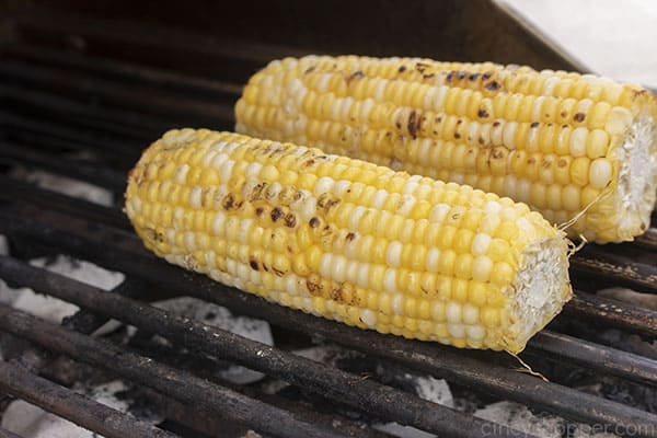 Corn on the cob on the grill