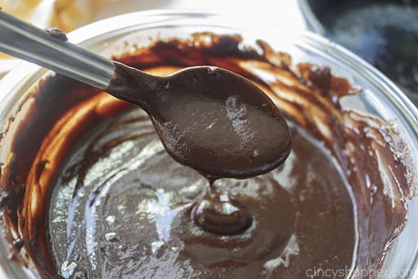 Melted chocolate in a bowl